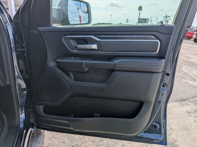 2019 RAM 1500 Big Horn/Lone Star Crew Cab 4x4 5'7' Box