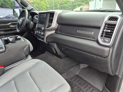 2023 RAM 1500 Big Horn Crew Cab 4x4 5'7' Box