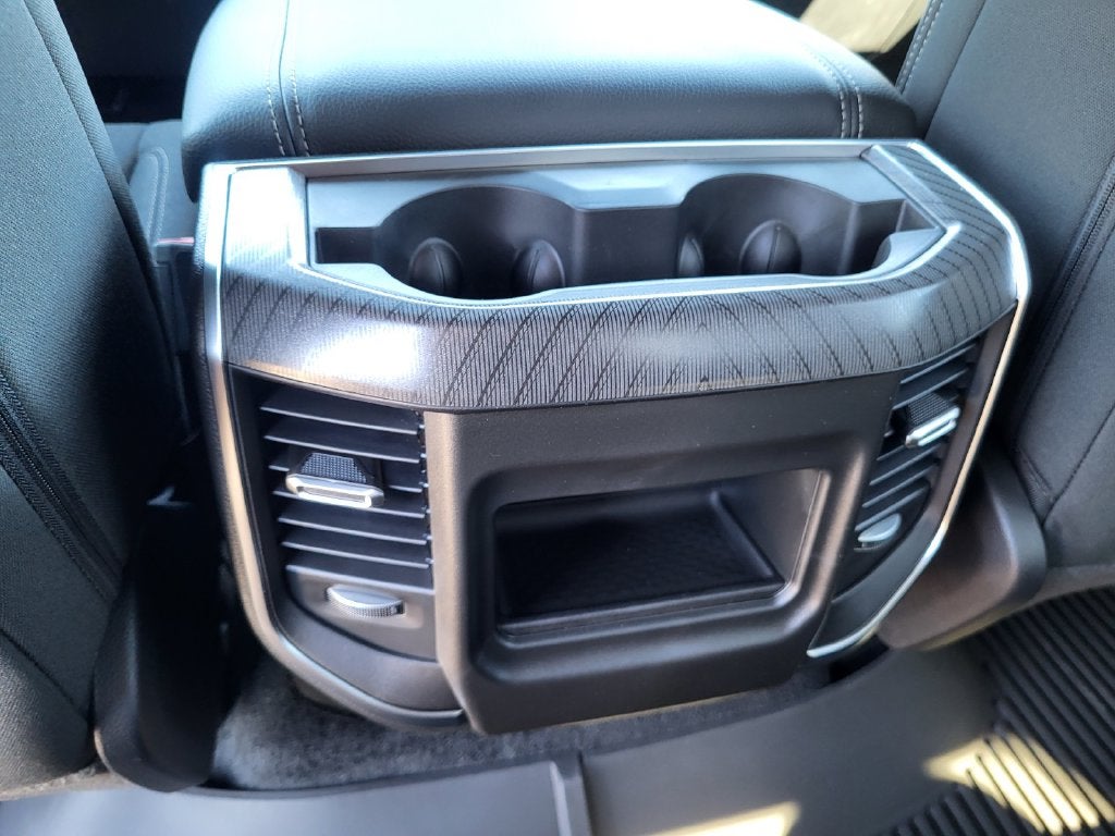 2027 RAM Ram 1500 RAM 1500 BIG HORN CREW CAB 4X4 5'7' BOX