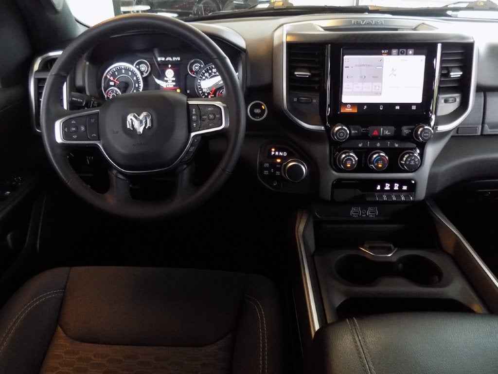 2025 RAM 1500 Big Horn Crew Cab 4x4 5'7' Box