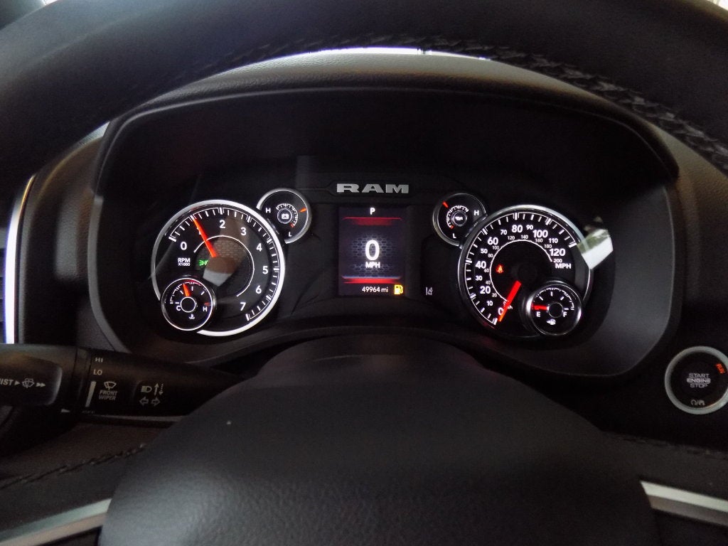 2025 RAM 1500 Big Horn Crew Cab 4x4 5'7' Box