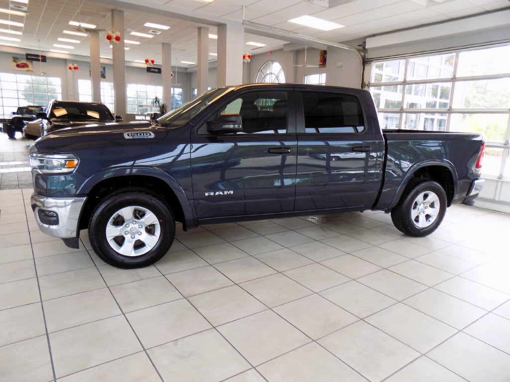 2025 RAM 1500 Big Horn Crew Cab 4x4 5'7' Box