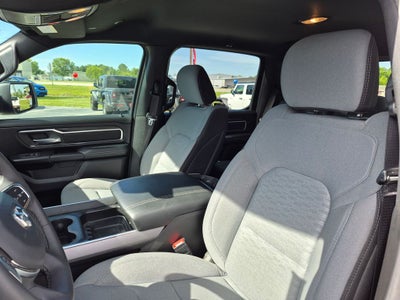 2025 RAM 1500 Big Horn Crew Cab 4x4 5'7' Box