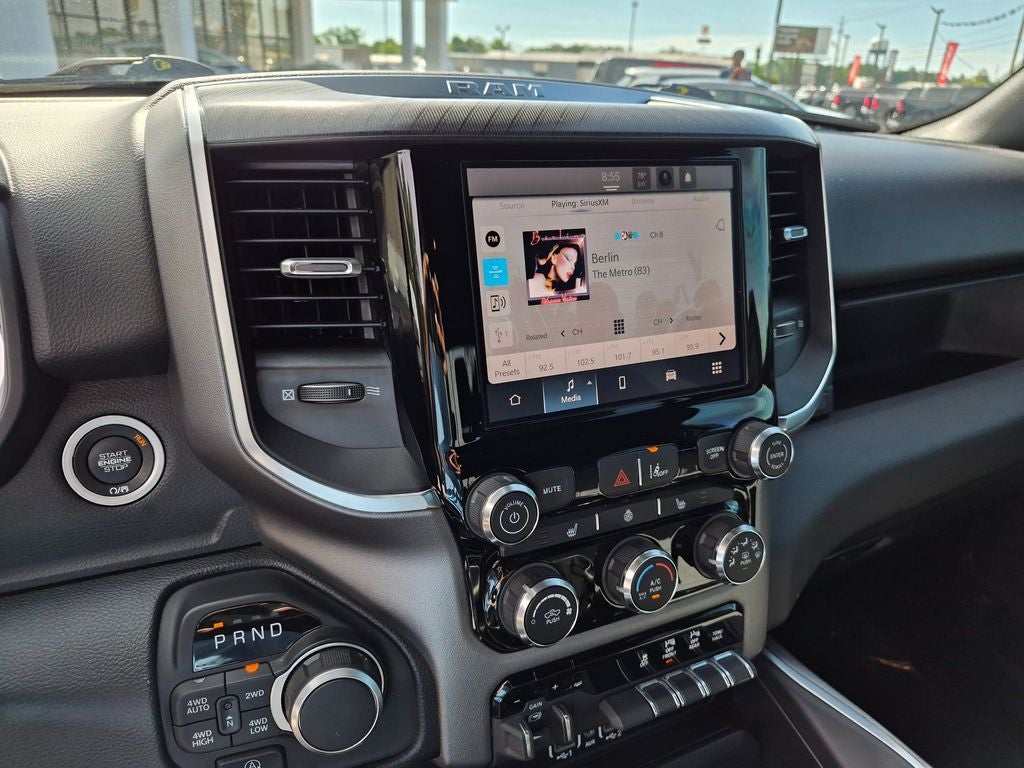 2025 RAM 1500 Big Horn Crew Cab 4x4 5'7' Box