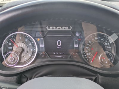 2022 RAM 1500 Big Horn Crew Cab 4x4 5'7' Box