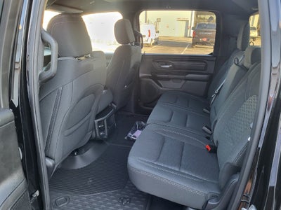2026 RAM Ram 1500 RAM 1500 TRADESMAN CREW CAB 4X4 5'7' BOX