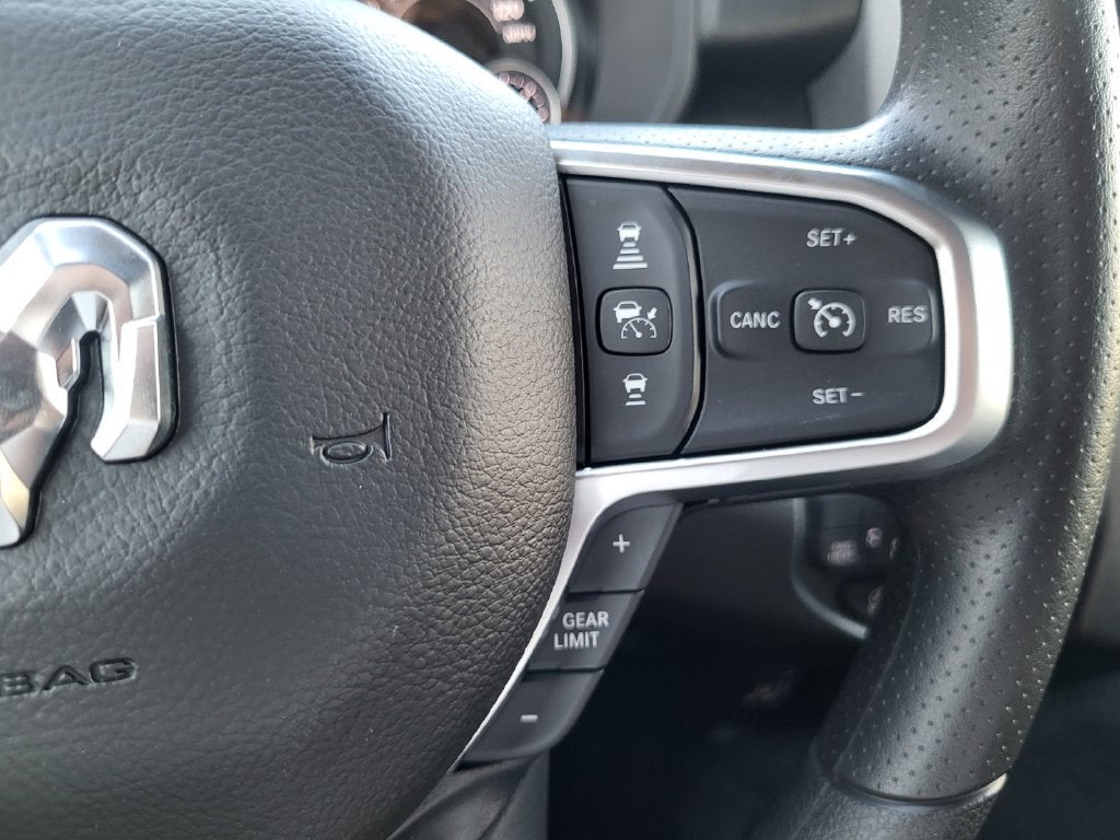 2026 RAM Ram 1500 RAM 1500 TRADESMAN CREW CAB 4X4 5'7' BOX