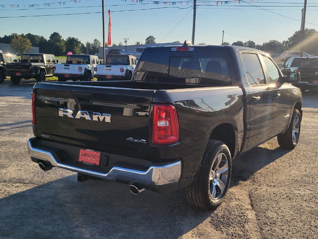 2026 RAM Ram 1500 RAM 1500 TRADESMAN CREW CAB 4X4 5'7' BOX