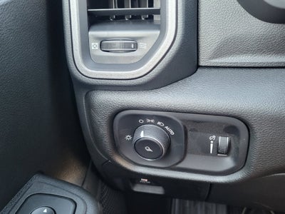 2026 RAM Ram 1500 RAM 1500 TRADESMAN CREW CAB 4X4 5'7' BOX