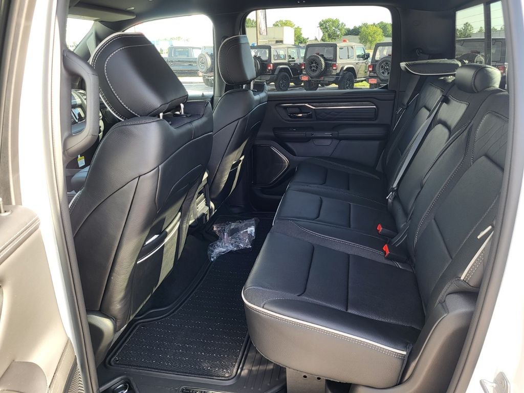 2026 RAM Ram 1500 RAM 1500 LIMITED CREW CAB 4X4 5'7' BOX