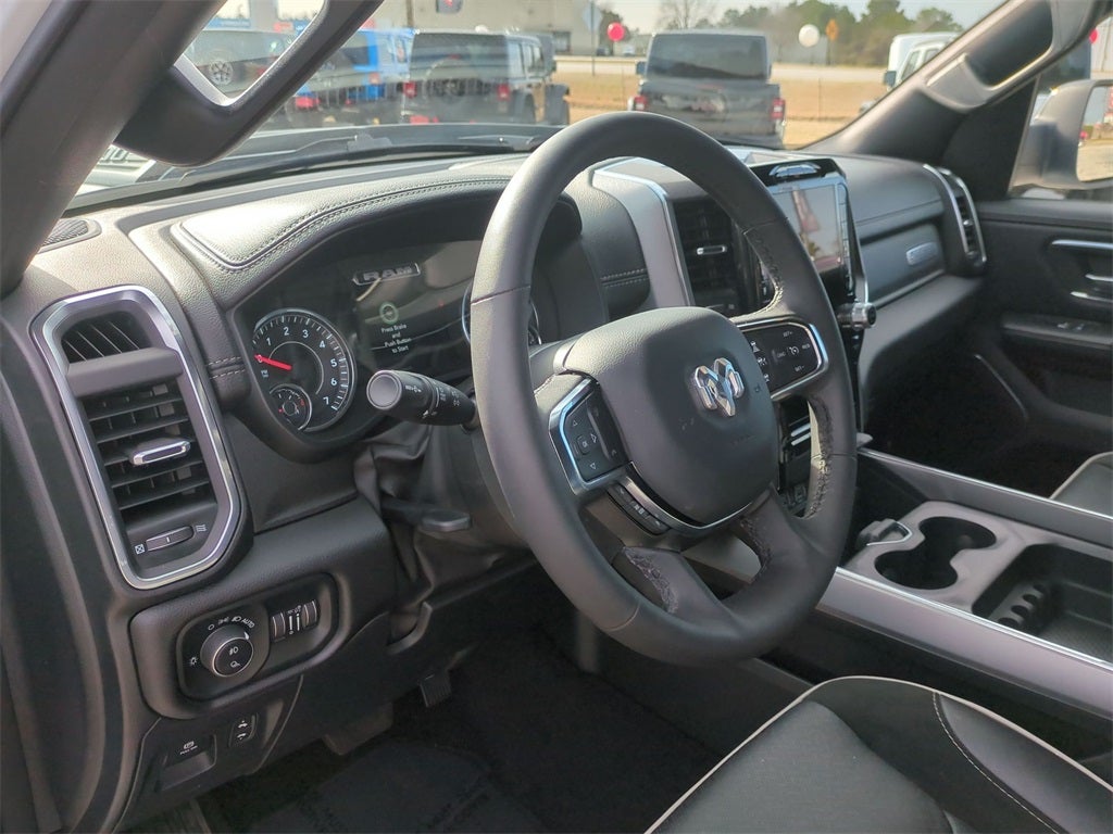 2025 RAM 1500 Laramie Crew Cab 4x4 5'7' Box