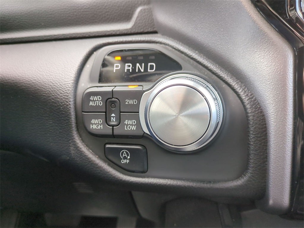 2025 RAM 1500 Laramie Crew Cab 4x4 5'7' Box