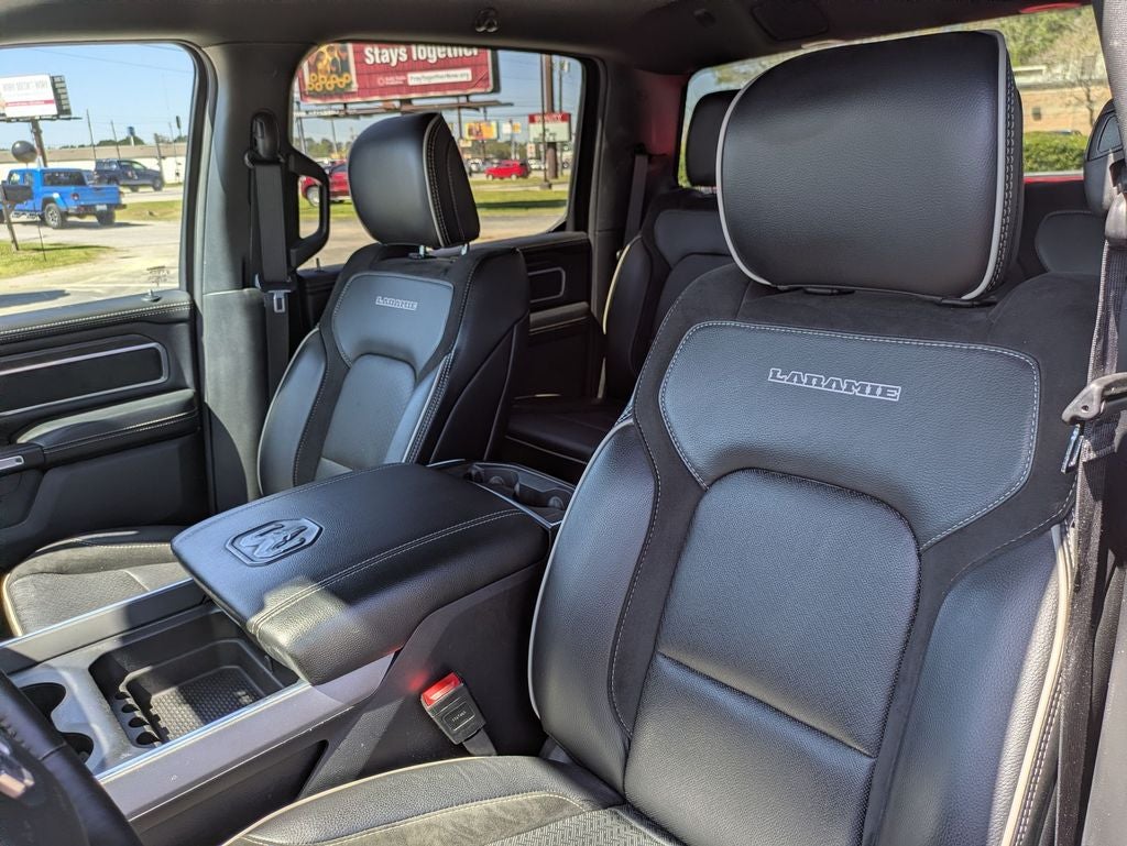 2024 RAM 1500 Laramie Crew Cab 4x4 5'7' Box