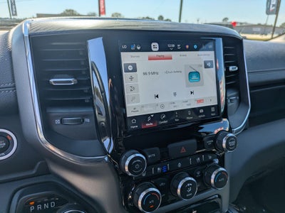 2024 RAM 1500 Laramie Crew Cab 4x4 5'7' Box