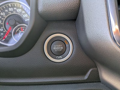 2024 RAM 1500 Laramie Crew Cab 4x4 5'7' Box