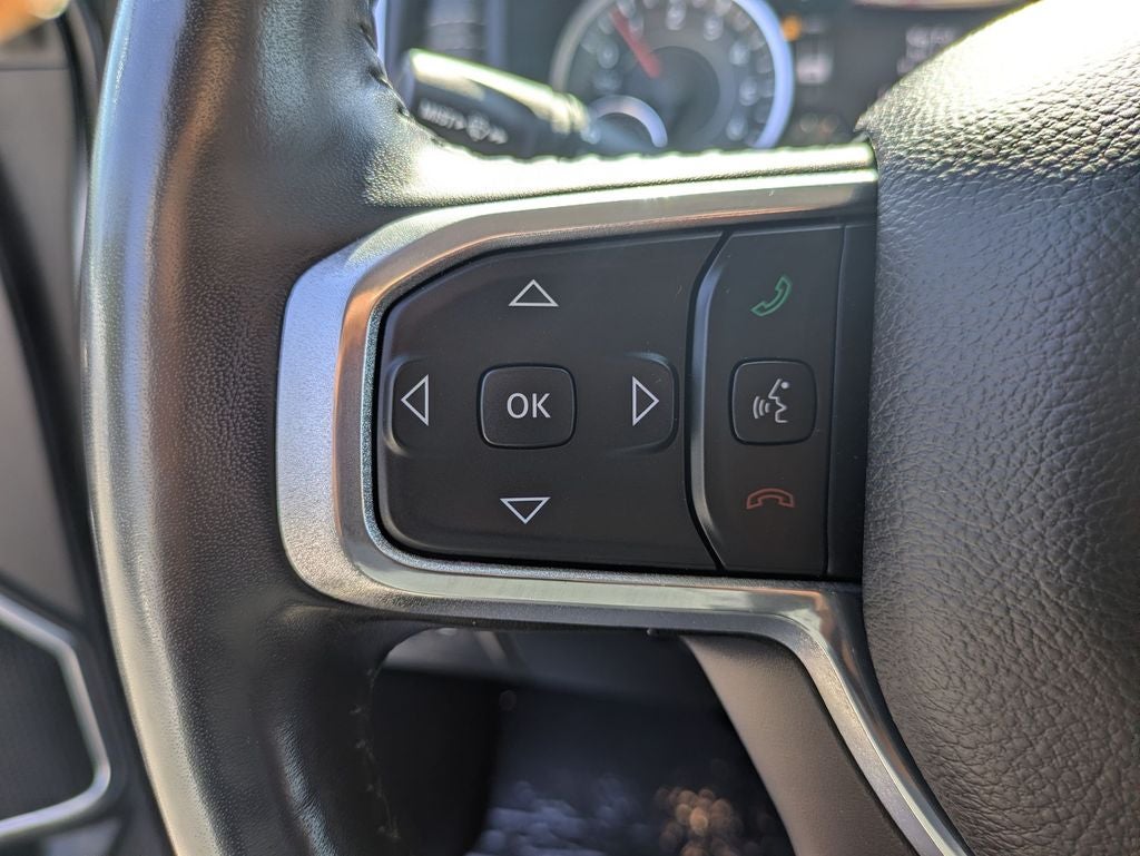 2022 RAM 1500 Laramie Crew Cab 4x4 5'7' Box