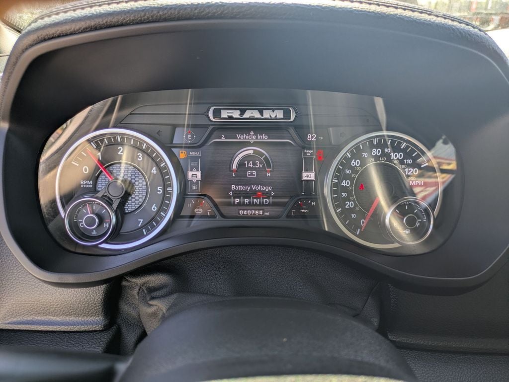 2022 RAM 1500 Laramie Crew Cab 4x4 5'7' Box