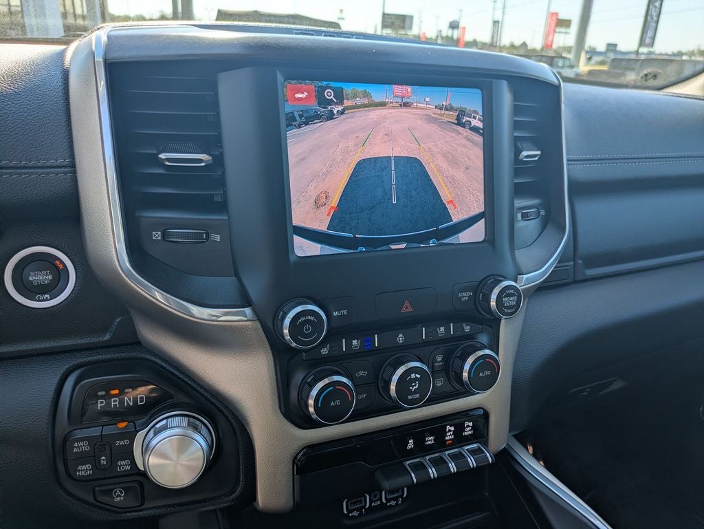 2022 RAM 1500 Laramie Crew Cab 4x4 5'7' Box