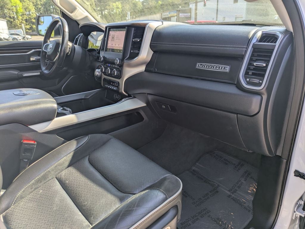 2022 RAM 1500 Laramie Crew Cab 4x4 5'7' Box