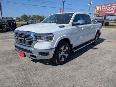 2022 RAM 1500 Laramie Crew Cab 4x4 5'7' Box