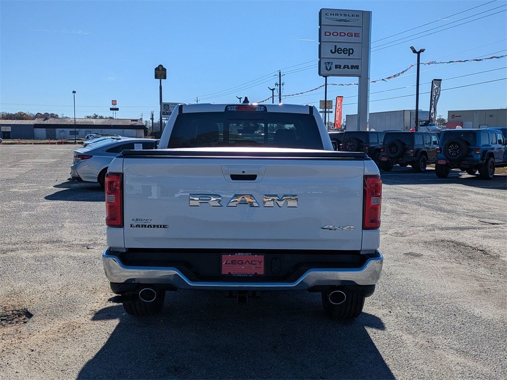 2026 RAM Ram 1500 RAM 1500 LARAMIE CREW CAB 4X4 5'7' BOX