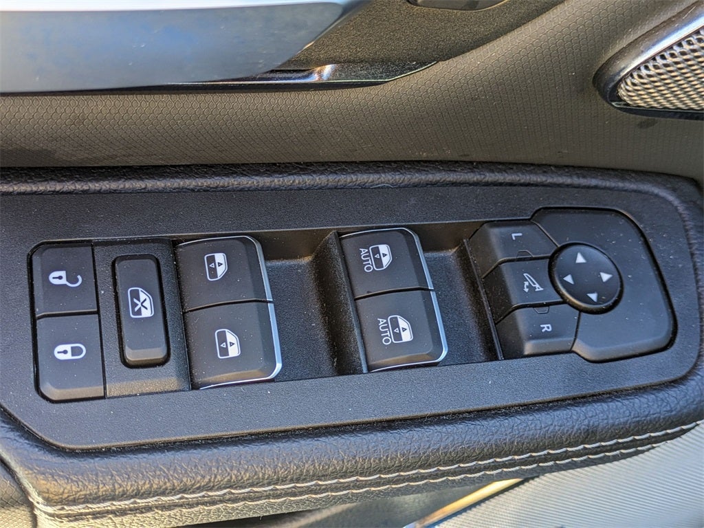 2025 RAM 1500 Rebel Crew Cab 4x4 5'7' Box