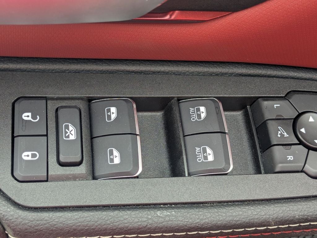 2026 RAM 1500 Rebel Crew Cab 4x4 5'7' Box