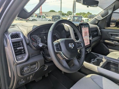 2025 RAM 1500 Big Horn Crew Cab 4x4 6'4' Box