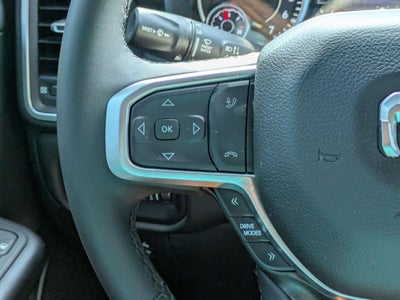 2025 RAM 1500 Big Horn Crew Cab 4x4 6'4' Box