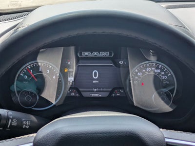 2025 RAM 1500 Big Horn Crew Cab 4x4 6'4' Box