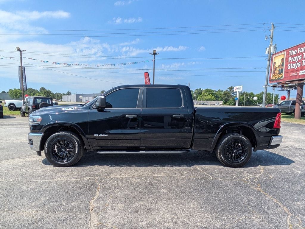 2025 RAM 1500 Big Horn Crew Cab 4x4 6'4' Box