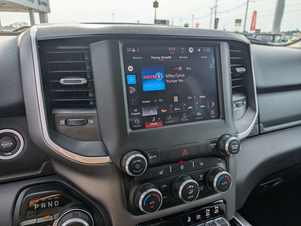 2023 RAM 1500 Big Horn Crew Cab 4x4 6'4' Box