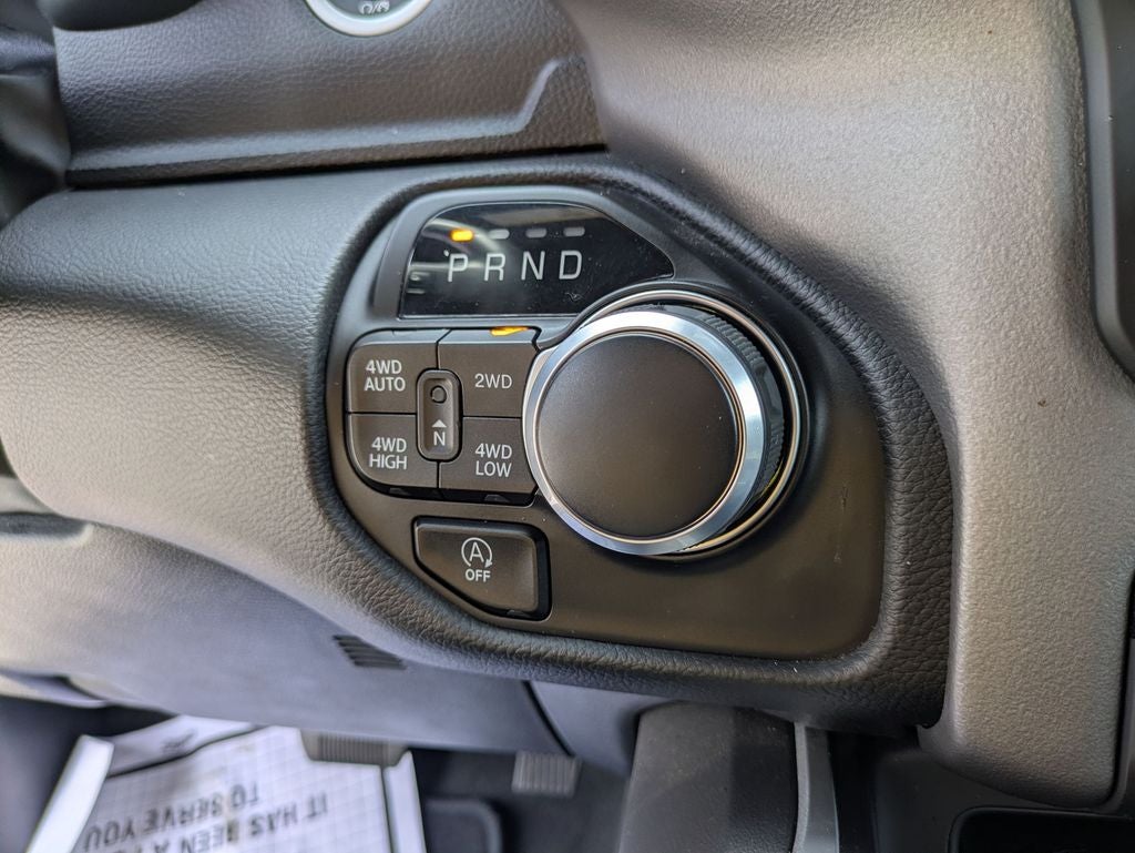 2023 RAM 1500 Big Horn Crew Cab 4x4 6'4' Box