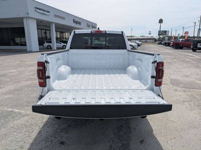 2023 RAM 1500 Big Horn Crew Cab 4x4 6'4' Box