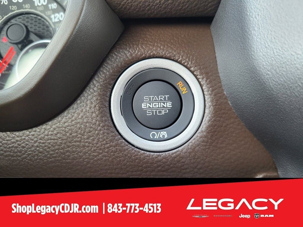 2025 RAM Ram 1500 RAM 1500 LARAMIE CREW CAB 4X4 6'4' BOX