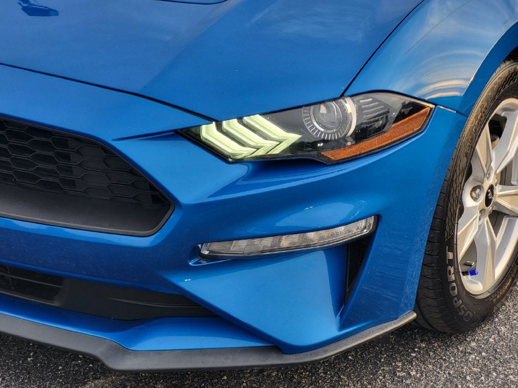2021 Ford Mustang EcoBoost Fastback