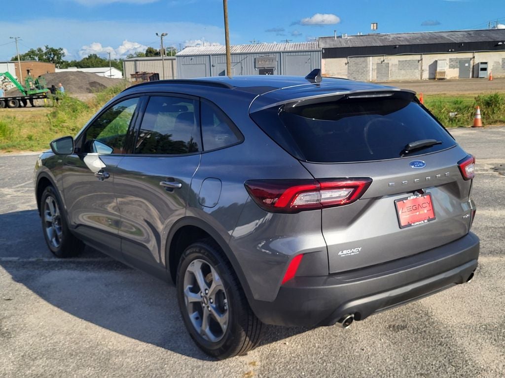 2025 Ford Escape ST-Line Select