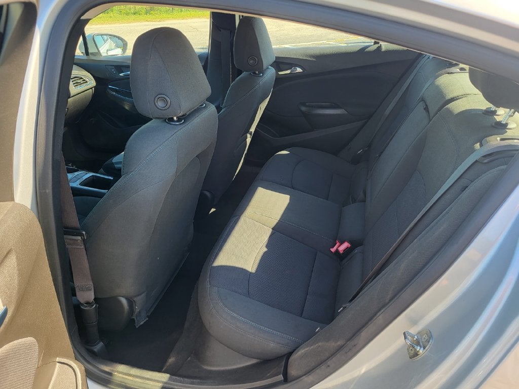 2017 Chevrolet Cruze LT Auto