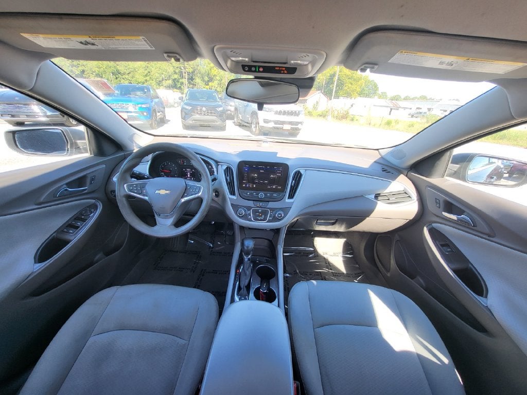 2024 Chevrolet Malibu FWD 1FL