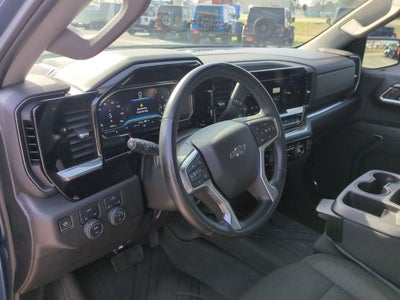 2024 Chevrolet Silverado 1500 4WD Crew Cab Short Bed RST