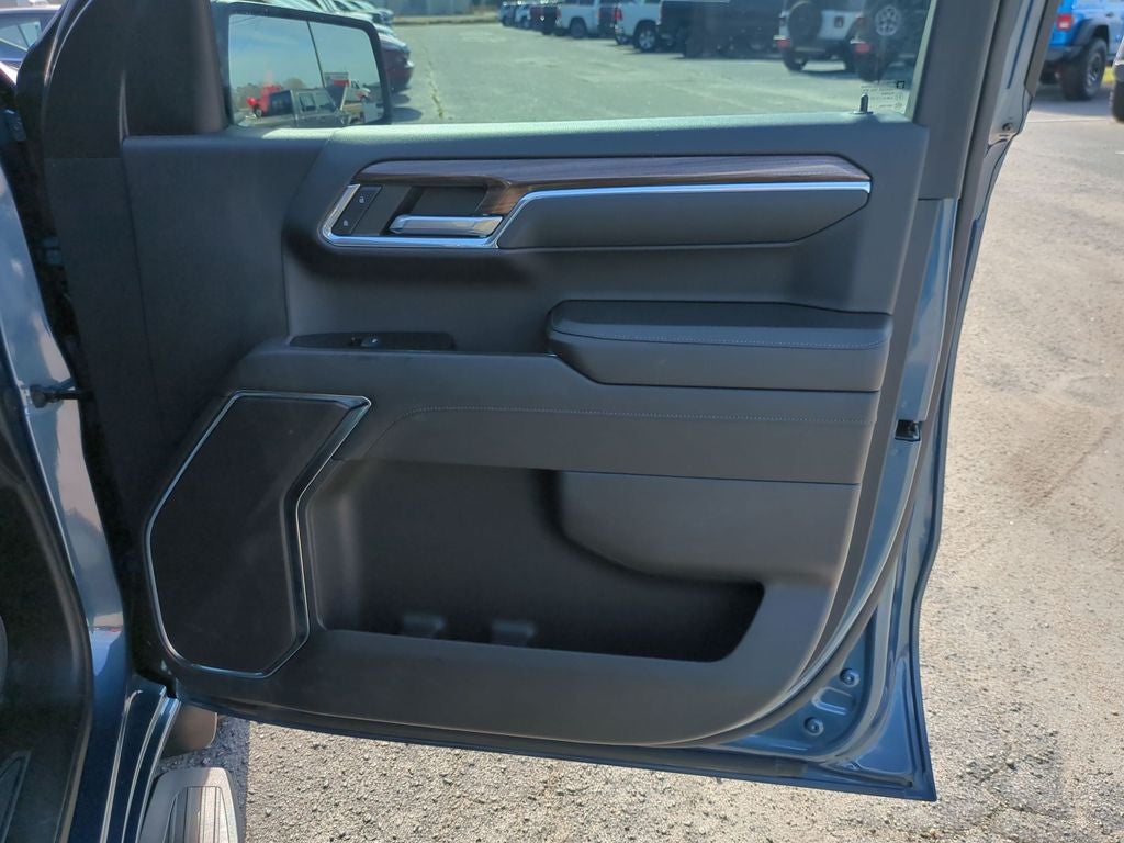 2024 Chevrolet Silverado 1500 4WD Crew Cab Short Bed RST