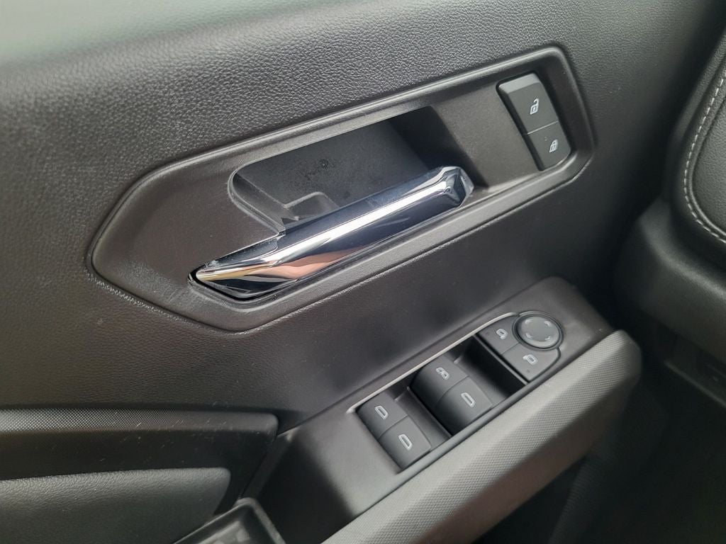2024 Chevrolet Colorado 2WD LT