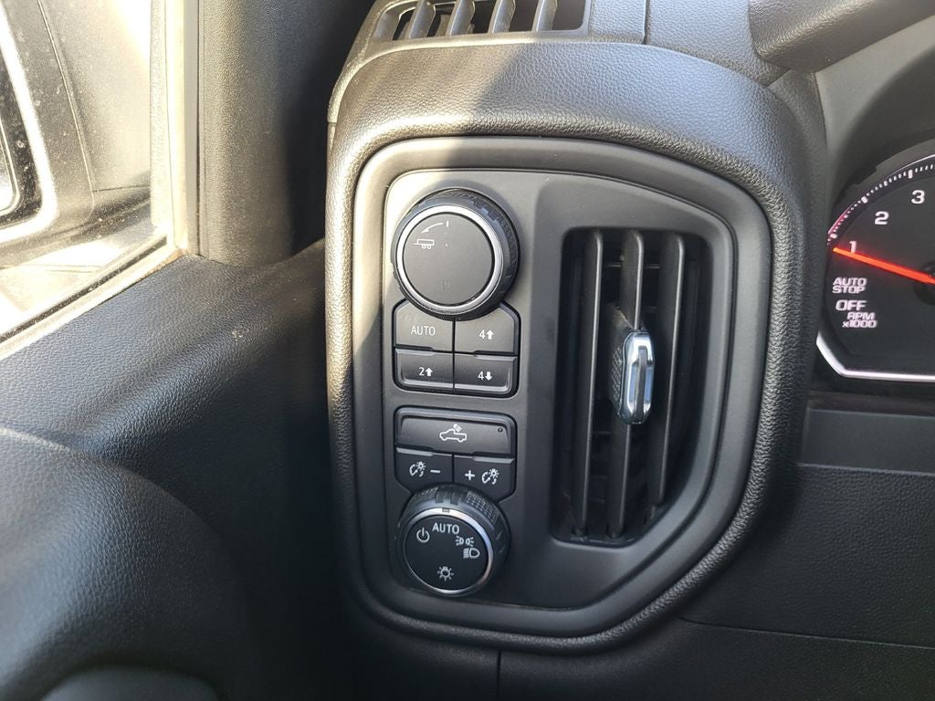 2022 Chevrolet Silverado 1500 LTD 4WD Crew Cab Short Bed Custom Trail Boss