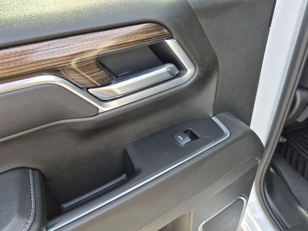 2025 Chevrolet Silverado 1500 4WD Crew Cab Standard Bed LT