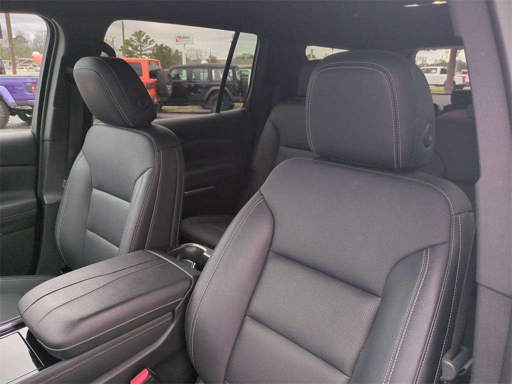 2024 Chevrolet Traverse FWD LT