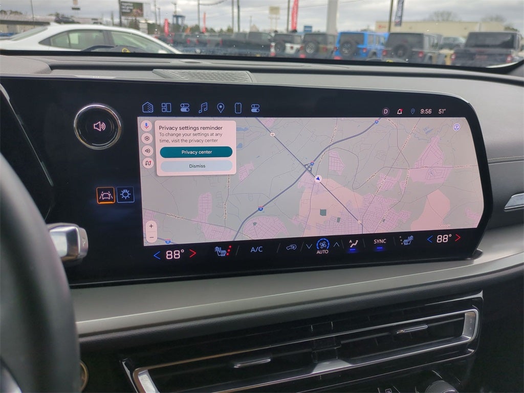 2024 Chevrolet Traverse FWD LT