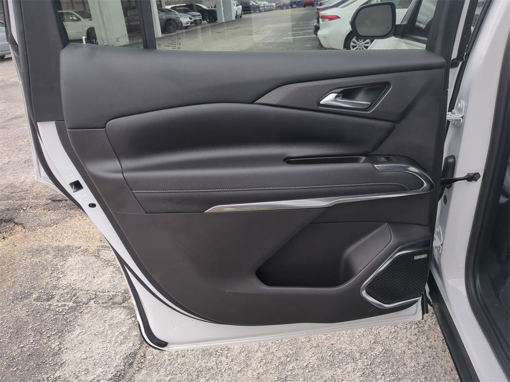 2024 Chevrolet Traverse FWD LT