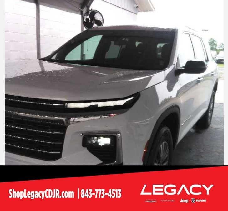 2025 Chevrolet Traverse FWD LT