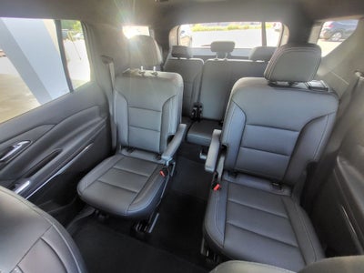 2025 Chevrolet Traverse FWD LT