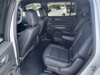 2025 Chevrolet Traverse FWD LT